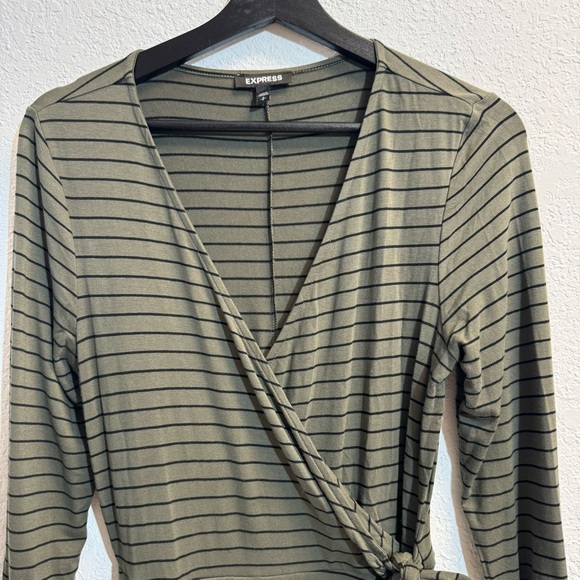 Express Green Stripe V neck mock wrap dress Womans SM - Picture 2 of 8